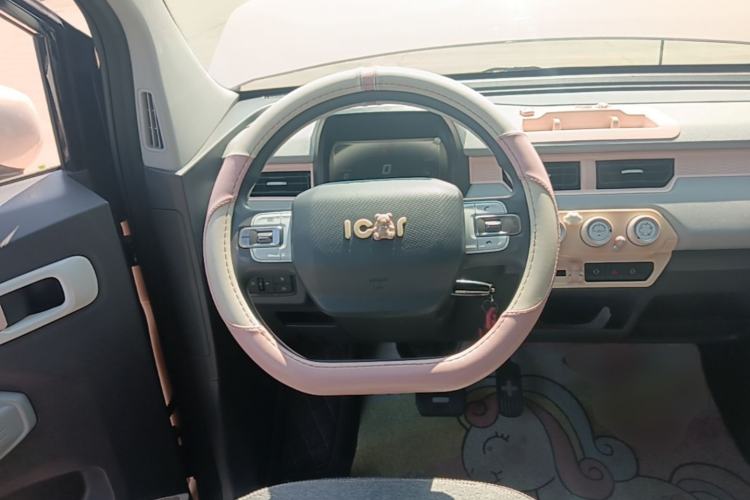 Used Chery QQ Ice Cream 2022 170km Sundae Phosphate Lithium-Ion Steering Wheel