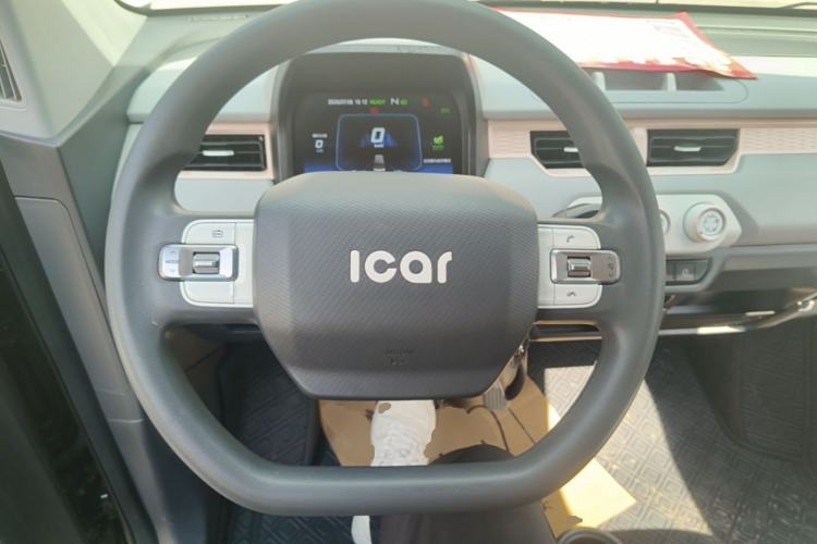 Used Chery QQ Ice Cream 2022 170km Sundae Phosphate Lithium-Ion Steering Wheel