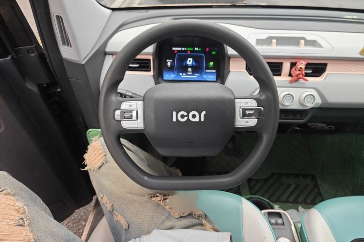 Used Chery QQ Ice Cream 2022 120km Conical Shape Lithium Iron Phosphate Steering Wheel