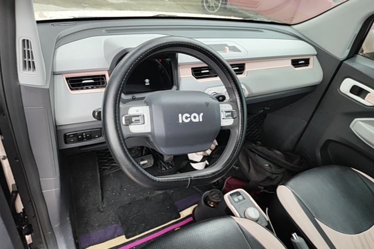 Used Chery QQ Ice Cream 2022 170km Sundae Phosphate Lithium-Ion Steering Wheel