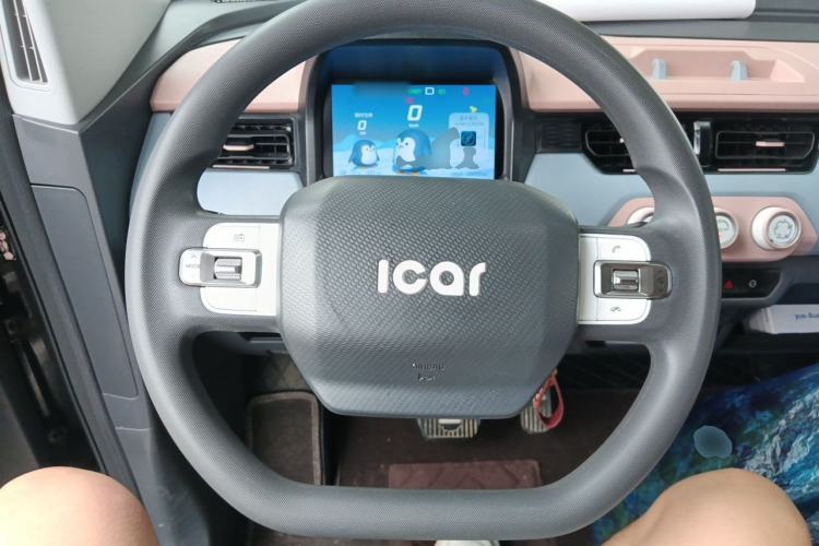 Used Chery QQ Ice Cream 2022 170km Sundae Ternary Lithium Steering Wheel