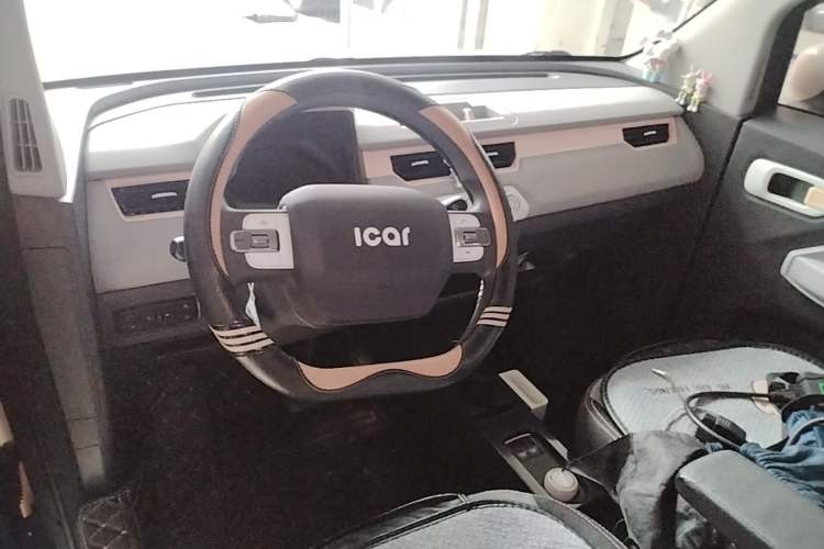 Used Chery QQ Ice Cream 2022 170km Sundae Phosphate Lithium-Ion Steering Wheel