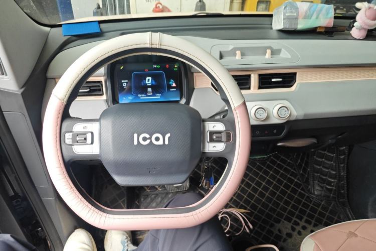 Used Chery QQ Ice Cream 2022 170km Sundae Phosphate Lithium-Ion Steering Wheel