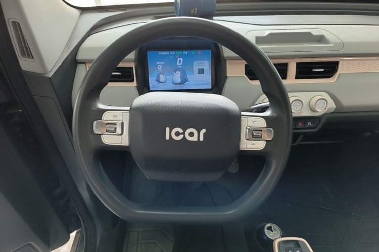 Used Chery QQ Ice Cream 2022 120km Milkshake Phosphate Lithium-Iron Steering Wheel