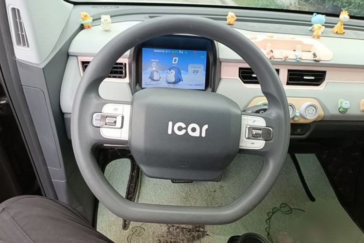 Used Chery QQ Ice Cream 2022 170km Sundae Phosphate Lithium-Ion Steering Wheel