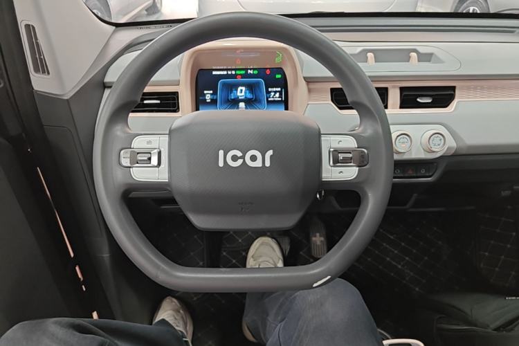 Used Chery QQ Ice Cream 2022 170km Sundae Phosphate Lithium-Ion Steering Wheel