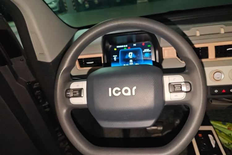 Used Chery QQ Ice Cream 2022 170km Sundae Phosphate Lithium-Ion Steering Wheel