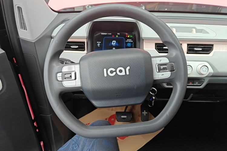 Used Chery QQ Ice Cream 2022 170km Sundae Phosphate Lithium-Ion Steering Wheel