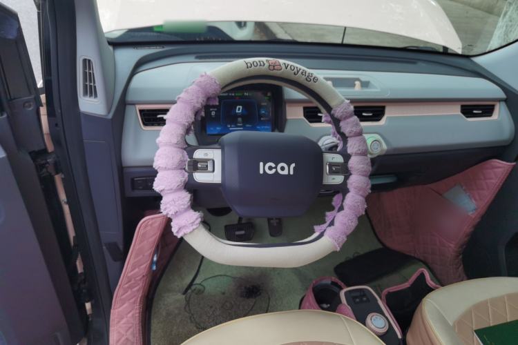 Used Chery QQ Ice Cream 2022 170km Sundae Phosphate Lithium-Ion Steering Wheel