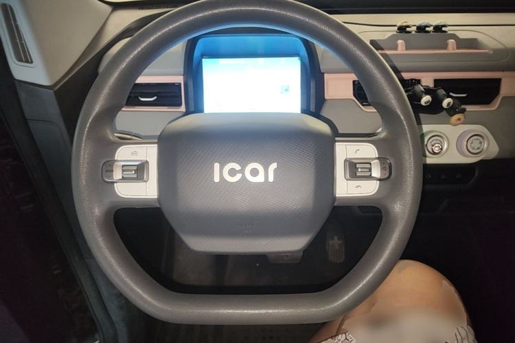 Used Chery QQ Ice Cream 2022 120km Conical Shape Lithium Iron Phosphate Steering Wheel