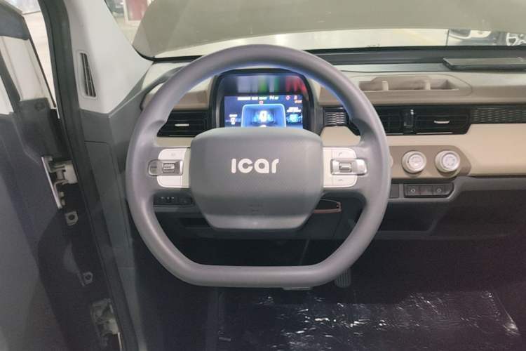Used Chery QQ Ice Cream 2022 170km Sundae Phosphate Lithium-Ion Steering Wheel