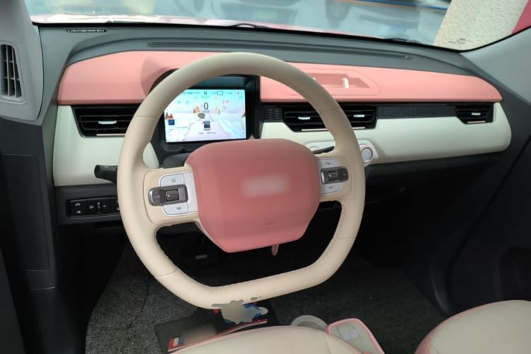 Used Chery QQ Ice Cream 2022 Taohuanxi Fragrant Peach Model Steering Wheel