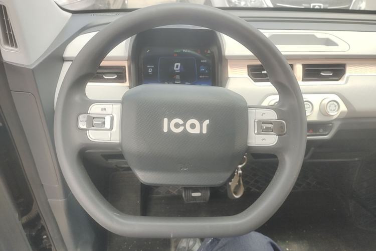 Used Chery QQ Ice Cream 2022 170km Sundae Ternary Lithium Steering Wheel