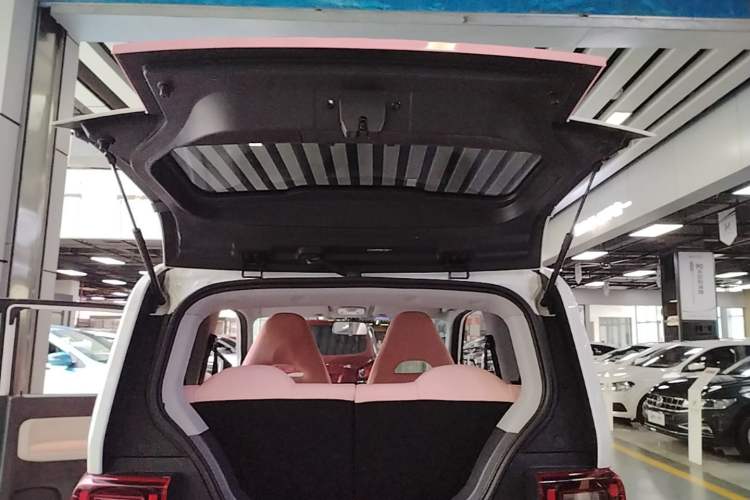 Used Chery QQ Ice Cream 2022 Taohuanxi Sweet Peach Edition Trunk