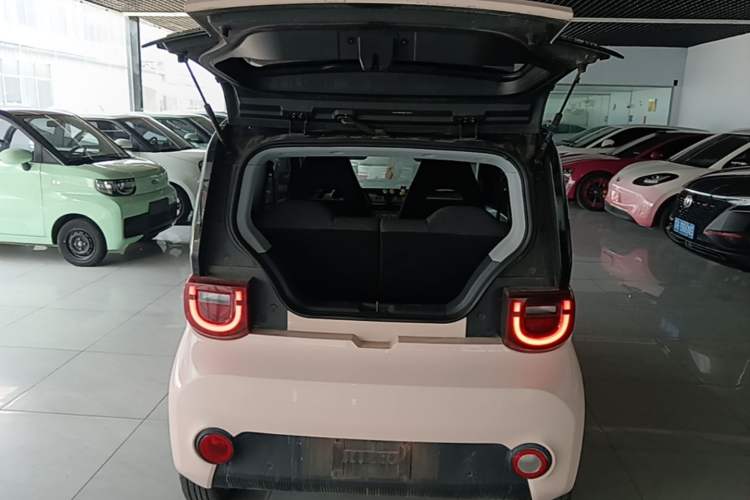 Used Chery QQ Ice Cream 2022 170km Sundae Ternary Lithium Trunk