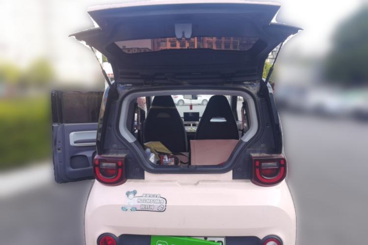 Used Chery QQ Ice Cream 2022 170km Sundae Phosphate Lithium-Ion Trunk