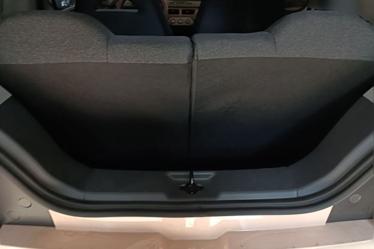 Used Chery QQ Ice Cream 2022 170km Sundae Phosphate Lithium-Ion Trunk