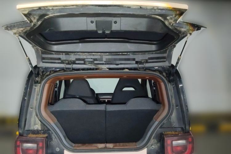 Used Chery QQ Ice Cream 2022 170km Sundae Phosphate Lithium-Ion Trunk