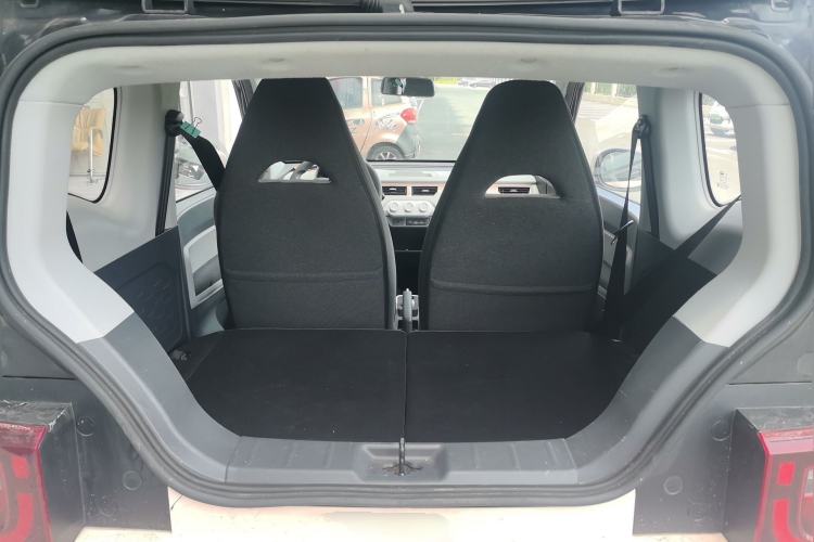 Used Chery QQ Ice Cream 2022 170km Sundae Phosphate Lithium-Ion Trunk