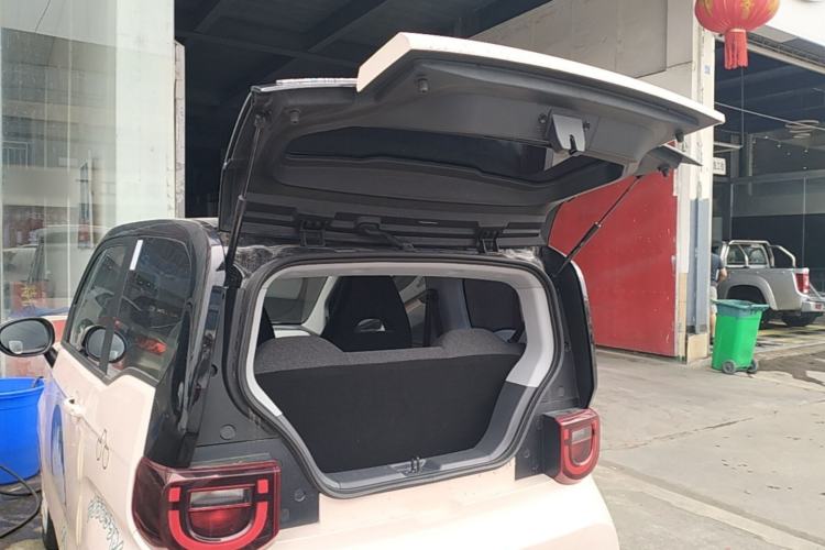 Used Chery QQ Ice Cream 2022 120km Conical Shape Lithium Iron Phosphate Trunk