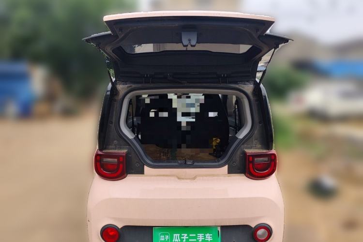 Used Chery QQ Ice Cream 2022 170km Sundae Phosphate Lithium-Ion Trunk