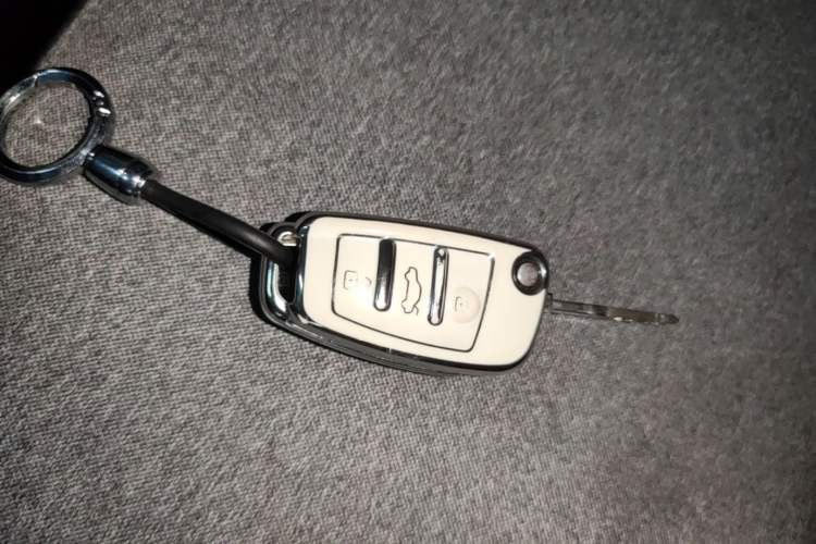 Used Chery QQ Ice Cream 2022 170km Sundae Ternary Lithium Vehicle Key