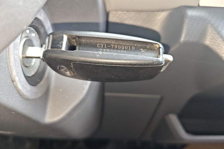 Used Chery QQ Ice Cream 2022 170km Sundae Phosphate Lithium-Ion Vehicle Key