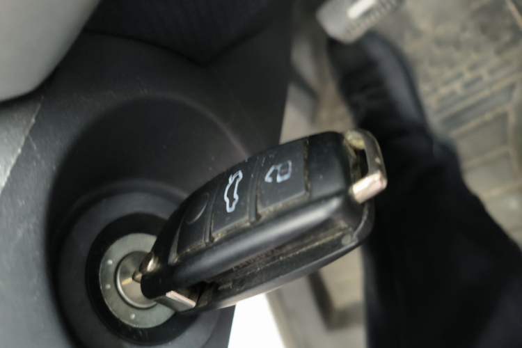Used Chery QQ Ice Cream 2022 120km Milkshake Phosphate Lithium-Iron Vehicle Key