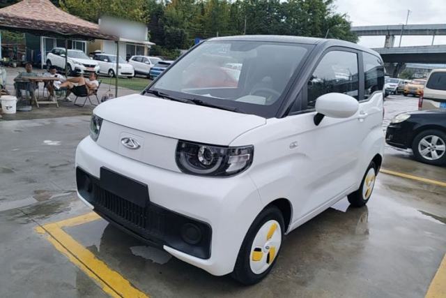 Ojetý Chery QQ Ice Cream 2022 170km Sundae Phosphate Lithium-Ion