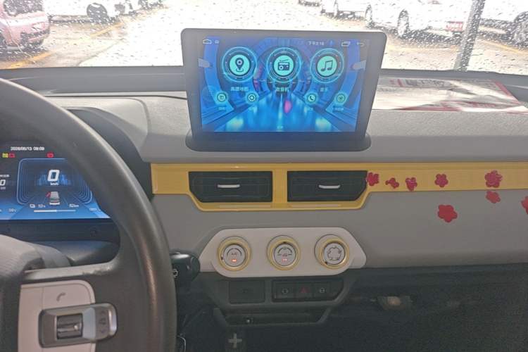 Used Chery QQ Ice Cream 2022 Pudding Model Audio And AC Panel