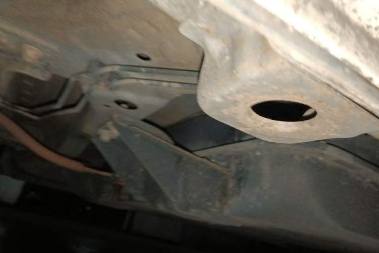 Used Chery QQ Ice Cream 2022 120km Conical Shape Lithium Iron Phosphate Chassis Front Left