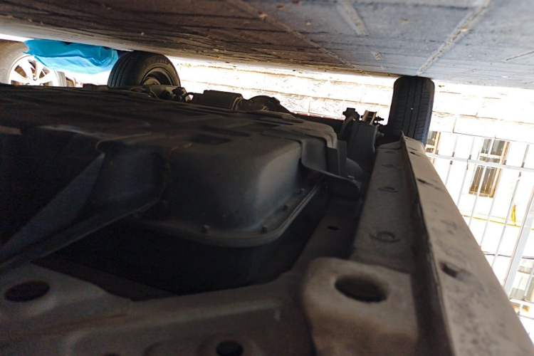 Used Chery QQ Ice Cream 2022 170km Sundae Phosphate Lithium-Ion Chassis Front Right