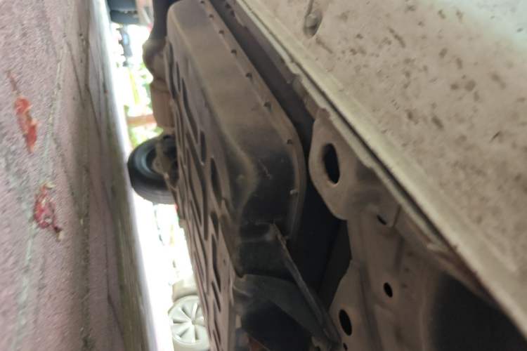 Used Chery QQ Ice Cream 2022 120km Conical Shape Lithium Iron Phosphate Chassis Front Right