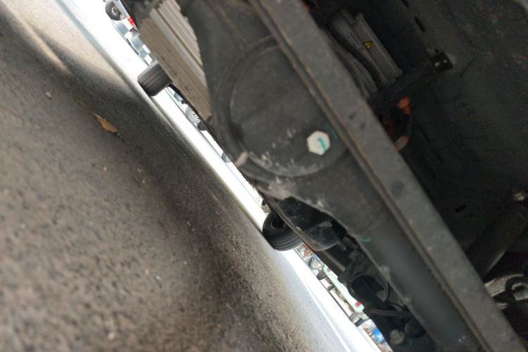 Used Chery QQ Ice Cream 2022 120km Milkshake Phosphate Lithium-Iron Chassis Rear