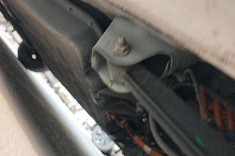 Used Chery QQ Ice Cream 2022 120km Milkshake Phosphate Lithium-Iron Chassis Rear Left