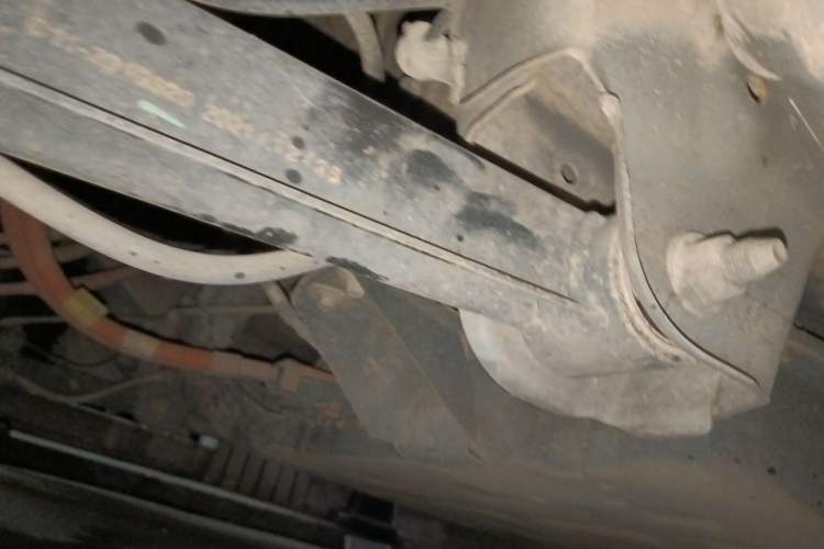 Used Chery QQ Ice Cream 2022 120km Conical Shape Lithium Iron Phosphate Chassis Rear Right