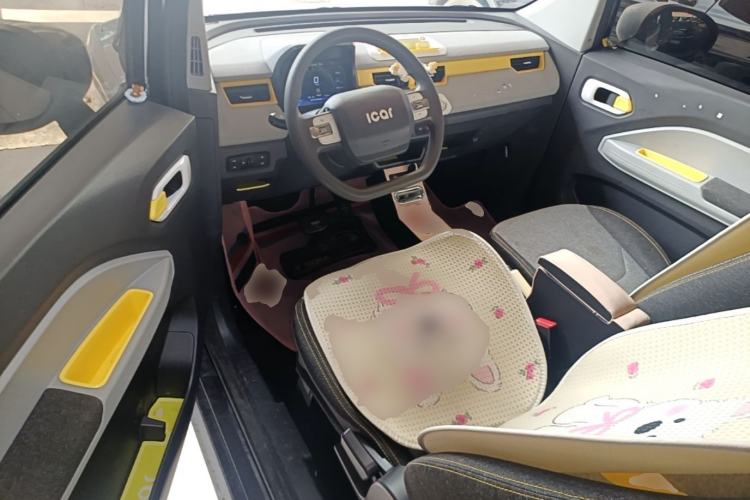 Used Chery QQ Ice Cream 2022 170km Sundae Phosphate Lithium-Ion Driver Seat
