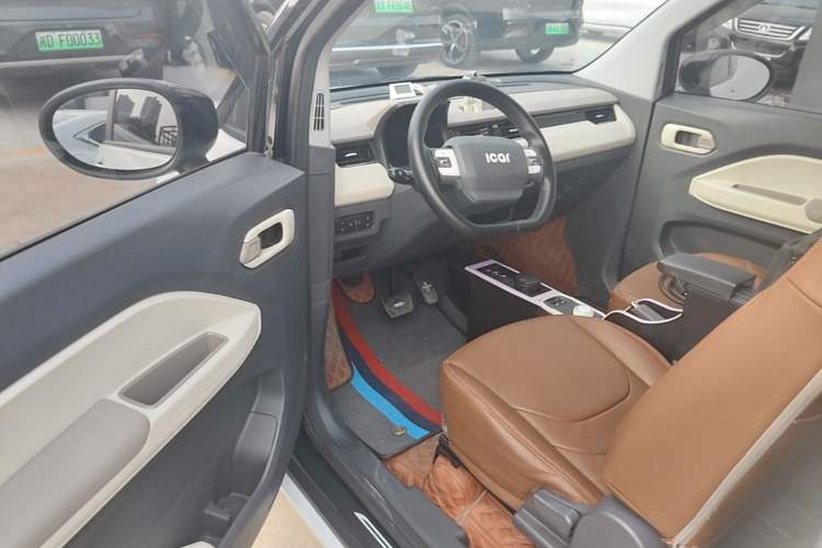 Used Chery QQ Ice Cream 2022 170km Sundae Phosphate Lithium-Ion Driver Seat