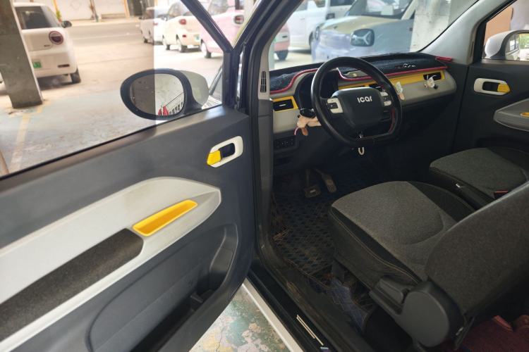 Used Chery QQ Ice Cream 2022 170km Sundae Phosphate Lithium-Ion Driver Seat