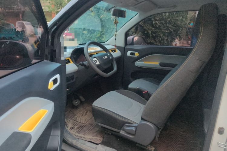Used Chery QQ Ice Cream 2022 170km Sundae Phosphate Lithium-Ion Driver Seat