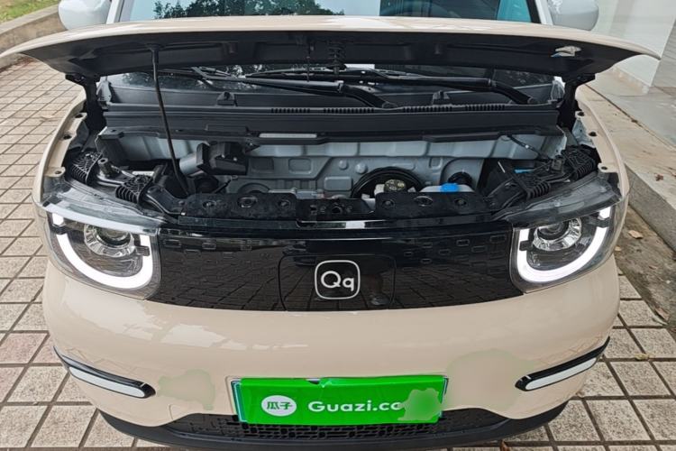Used Chery QQ Ice Cream 2022 170km Sundae Phosphate Lithium-Ion Engine Bay