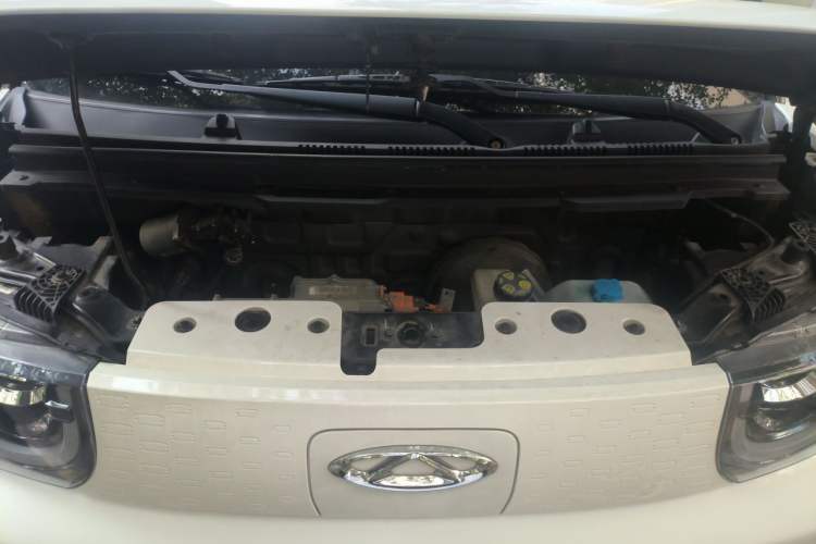 Used Chery QQ Ice Cream 2022 170km Sundae Ternary Lithium Engine Bay
