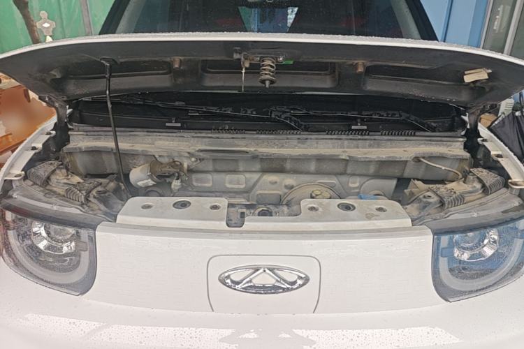 Used Chery QQ Ice Cream 2022 Pudding Model Engine Bay