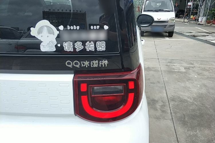 Used Chery QQ Ice Cream 2022 170km Sundae Phosphate Lithium-Ion Exterior 1
