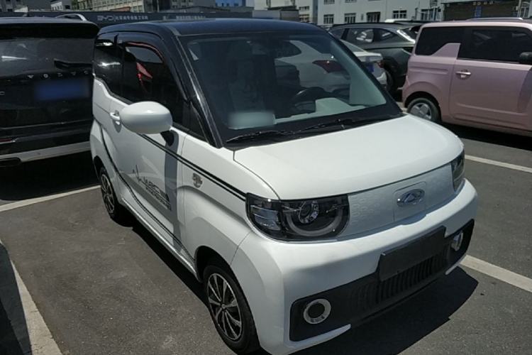 Used Chery QQ Ice Cream 2022 170km Sundae Phosphate Lithium-Ion Exterior 1