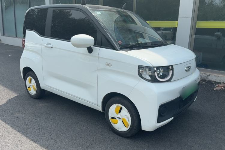 Used Chery QQ Ice Cream 2022 120km Conical Shape Lithium Iron Phosphate Exterior 2