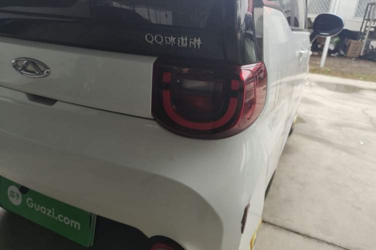 Used Chery QQ Ice Cream 2022 170km Sundae Phosphate Lithium-Ion Exterior 3