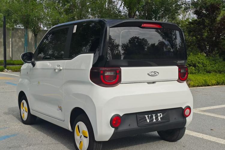 Used Chery QQ Ice Cream 2022 170km Sundae Phosphate Lithium-Ion Exterior 3