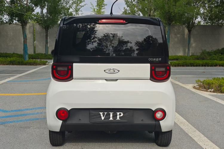 Used Chery QQ Ice Cream 2022 170km Sundae Phosphate Lithium-Ion Exterior 4