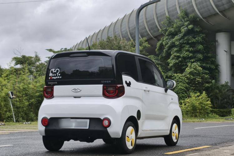 Used Chery QQ Ice Cream 2022 170km Sundae Phosphate Lithium-Ion Exterior 5